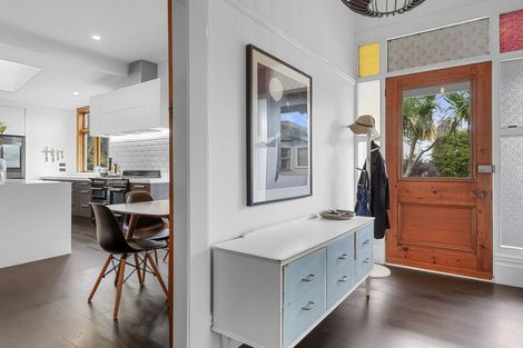 Photo of property in 16 Kinloch Street, St Albans, Christchurch, 8014