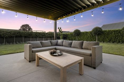 Photo of property in 131 Saint Kilda Road, Cambridge, 3434