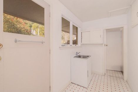 Photo of property in 7b Karitane Drive, Cashmere, Christchurch, 8022