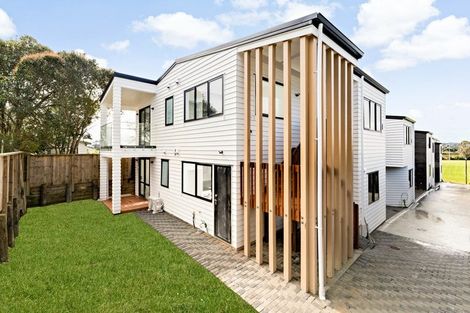 Photo of property in 122 Archibald Road, Kelston, Auckland, 0602