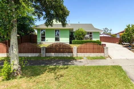 Photo of property in 46 Hillcrest Drive, Kelvin Grove, Palmerston North, 4414