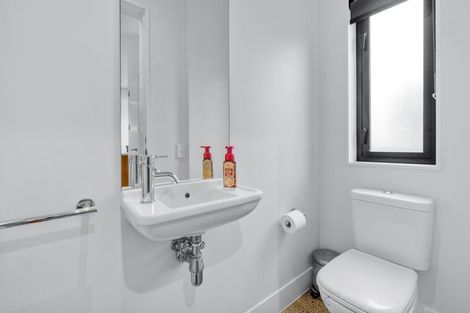 Photo of property in 206 Hobsonville Point Road, Hobsonville, Auckland, 0616