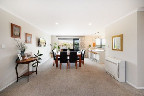 Photo of property in 8 Macdonald Heights, Feilding, 4702