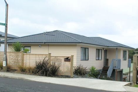 Photo of property in 39 Garton Drive, Massey, Auckland, 0614