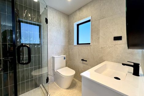 Photo of property in 4d Tainui Terrace, Mangere Bridge, Auckland, 2022