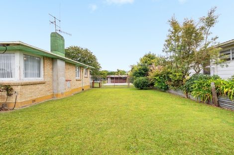 Photo of property in 8 Seddon Street, Te Puke, 3119