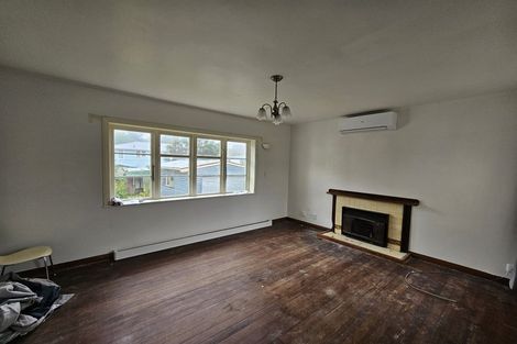 Photo of property in 10 Bould Street, Johnsonville, Wellington, 6037