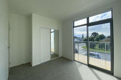 Photo of property in 588c Te Atatu Road, Te Atatu Peninsula, Auckland, 0610