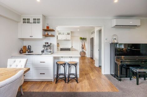 Photo of property in 6 Wallace Place, Hokowhitu, Palmerston North, 4410