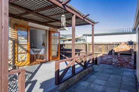 Photo of property in 450 Mairehau Road, Parklands, Christchurch, 8083
