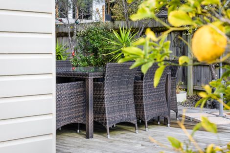 Photo of property in 25b Gardner Avenue, New Lynn, Auckland, 0600