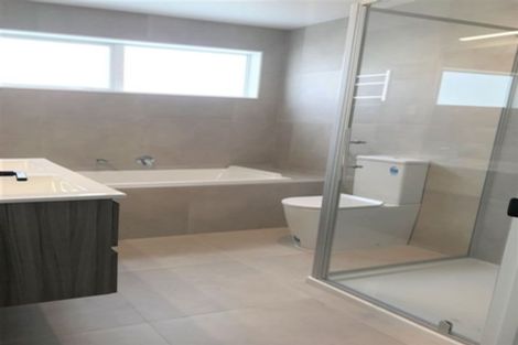 Photo of property in 14 Roa Avenue, Hobsonville, Auckland, 0616