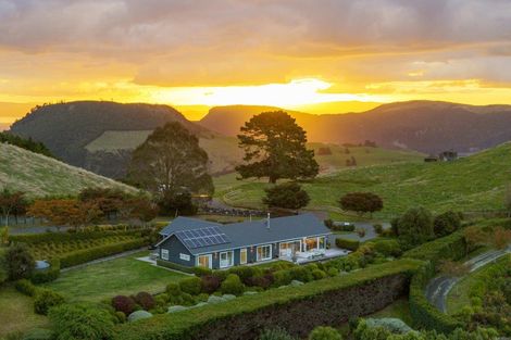 Photo of property in 97 Highland Drive, Acacia Bay, Taupo, 3385