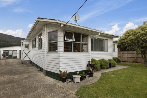 Photo of property in 10 Halifax Street, Wainuiomata, Lower Hutt, 5014