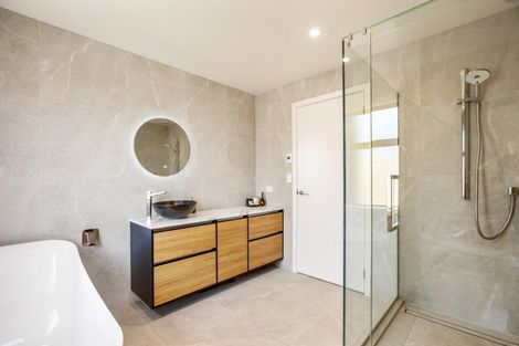 Photo of property in 9 Glenvar Road, Torbay, Auckland, 0630