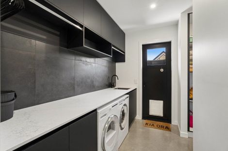 Photo of property in 3 Chimney Lane, Jacks Point, Queenstown, 9371