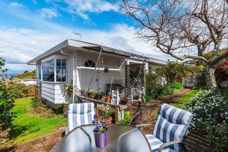Photo of property in 2/8 Kinder Street, Acacia Bay, Taupo, 3330