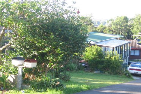 Photo of property in 2/7 View Road, Glenfield, Auckland, 0627