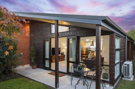 Photo of property in 32a Farquhars Road, Redwood, Christchurch, 8051