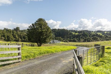 Photo of property in 160 Gray Road, Te Kamo, Kamo, 0185