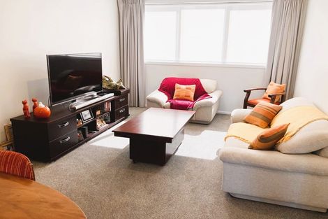 Photo of property in 8 Equine Way, Brookfield, 3110