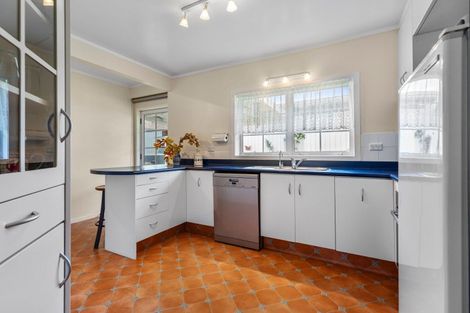 Photo of property in 1 Matua Road, Matua, Tauranga, 3110