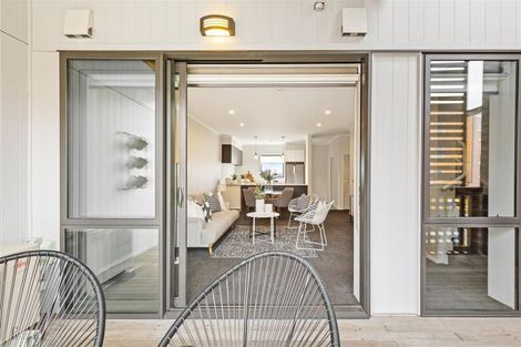 Photo of property in 215 Hobsonville Point Road, Hobsonville, Auckland, 0616