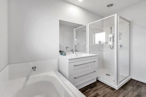 Photo of property in 5 Fountain Place, Rolleston, 7614