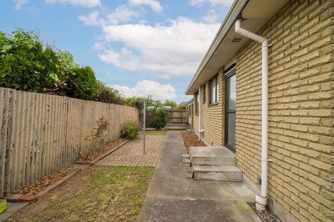 Photo of property in 2/195 Linwood Avenue, Linwood, Christchurch, 8011