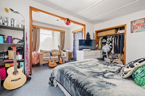 Photo of property in 1 Inverness Avenue, Hamilton East, Hamilton, 3216