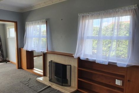 Photo of property in 70 Tukapa Street, Westown, New Plymouth, 4310