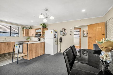 Photo of property in 18 Harlech Street, Oamaru North, Oamaru, 9400