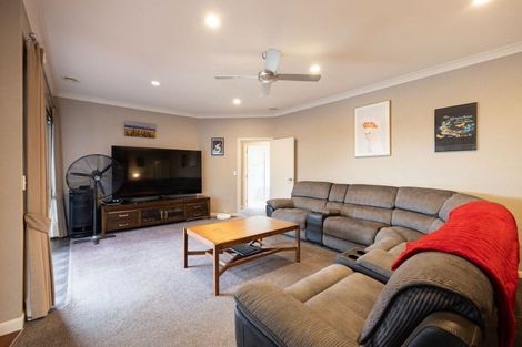 Photo of property in 13 Palliser Drive, Huntington, Hamilton, 3210