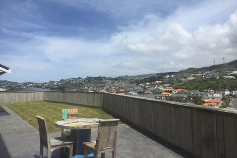 Photo of property in 42 Mauldeth Terrace, Churton Park, Wellington, 6037