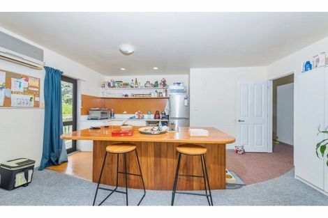 Photo of property in 13 Mceldowney Road, Titirangi, Auckland, 0604