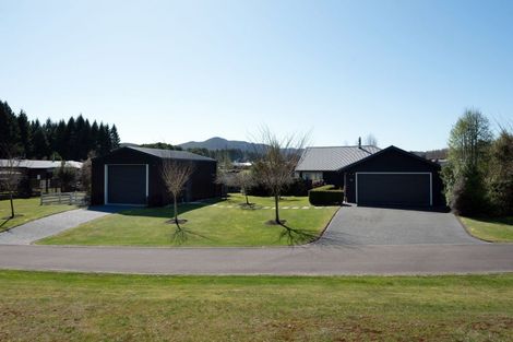 Photo of property in 49/500 Kinloch Road, Kinloch, Taupo, 3377