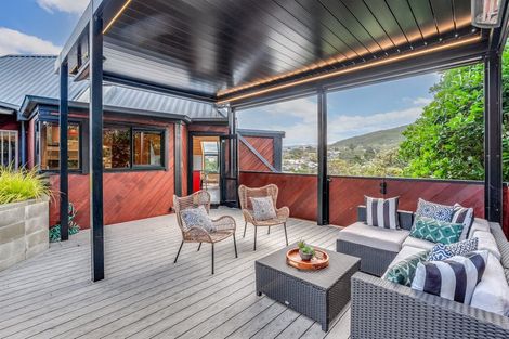 Photo of property in 14 Madras Street, Khandallah, Wellington, 6035