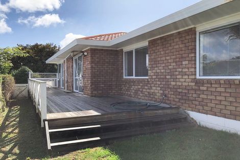 Photo of property in 20 Harvest Drive, Henderson, Auckland, 0612