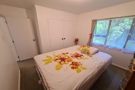 Photo of property in 1/96 Edmonton Road, Henderson, Auckland, 0612