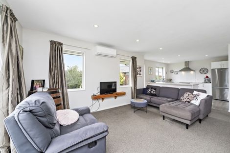 Photo of property in 55 Huntingdon Drive, Rangiora, 7400