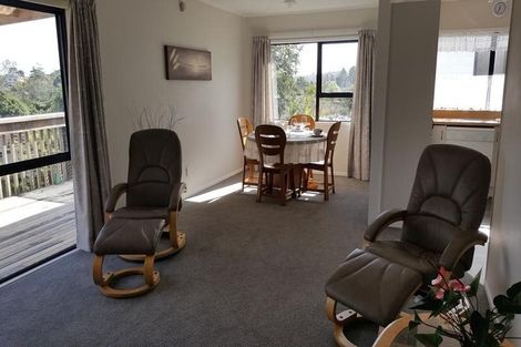 Photo of property in 28 Moire Road, Massey, Auckland, 0614