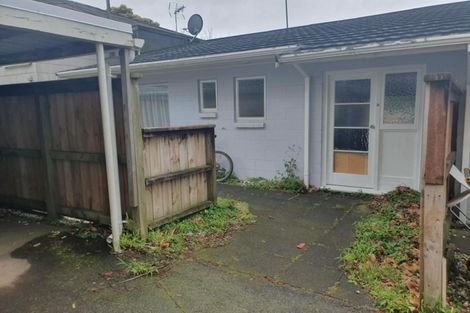 Photo of property in 39 Mangorei Road, Strandon, New Plymouth, 4312
