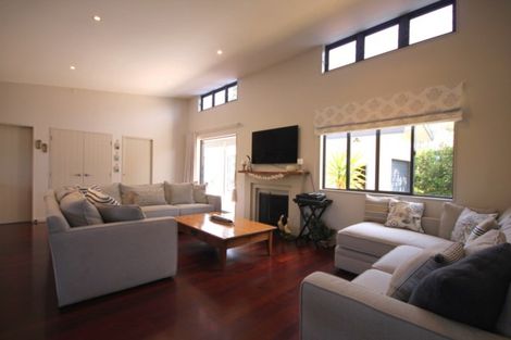 Photo of property in 19 Pitkethley Circle, Pauanui, Hikuai, 3579