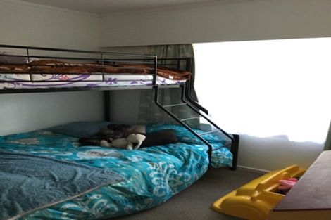 Photo of property in 3/113 Clovelly Road, Bucklands Beach, Auckland, 2012