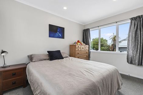 Photo of property in 186u3 Cambridge Road, Hillcrest, Hamilton, 3216