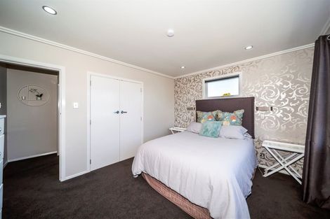 Photo of property in 2 Maire Street, Hawera, 4610