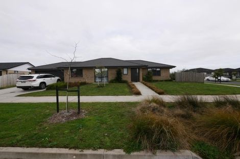 Photo of property in 2 Matawai Puna Drive, Pukekohe, 2120