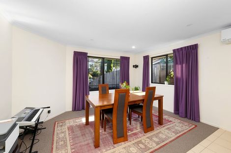 Photo of property in 42 San Marino Drive West, Henderson, Auckland, 0612