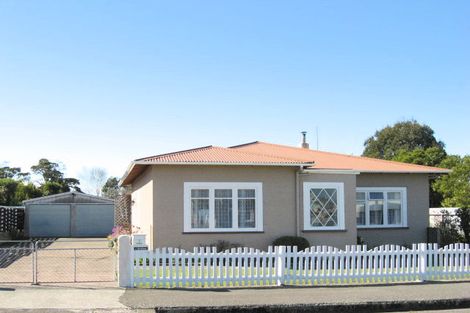 Photo of property in 7 Oxford Street, Marton, 4710