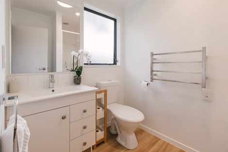 Photo of property in 38 Peppertree Glade, Kelvin Grove, Palmerston North, 4414